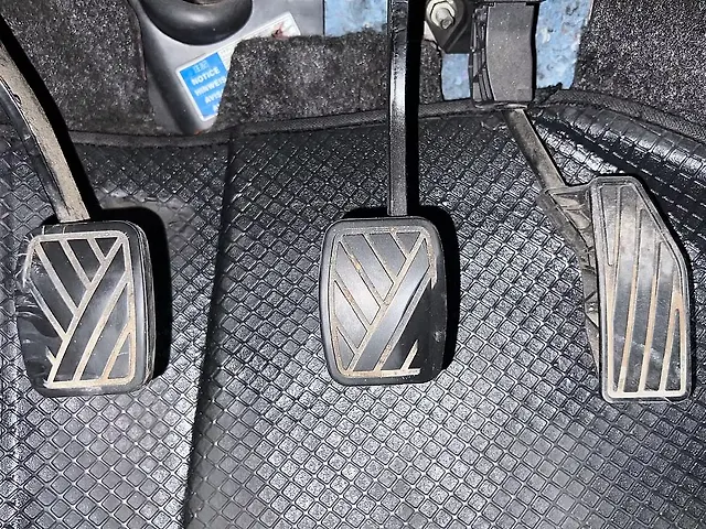 Used Maruti Suzuki Swift [2021-2024] VXi in Delhi