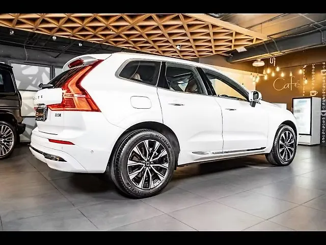 Used Volvo XC60 [2021-2022] B5 Inscription in Delhi