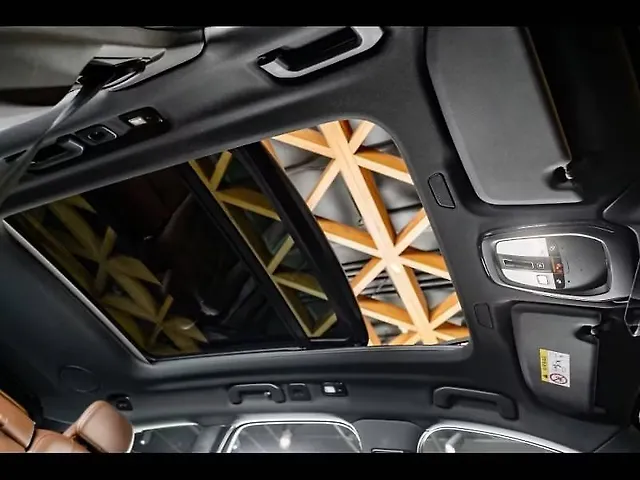 Used Volvo XC60 [2021-2022] B5 Inscription in Delhi