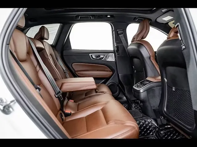 Used Volvo XC60 [2021-2022] B5 Inscription in Delhi