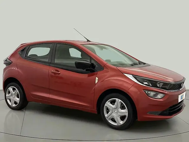 Used 2020 Tata Altroz in Delhi