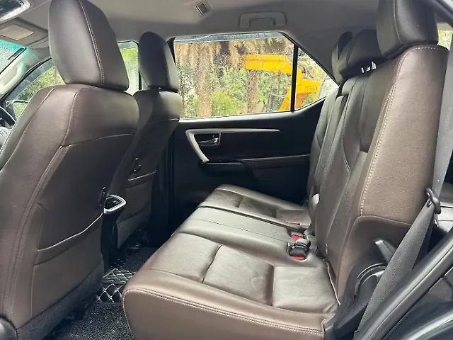 Used Toyota Fortuner [2016-2021] 2.8 4x4 AT in Chandigarh