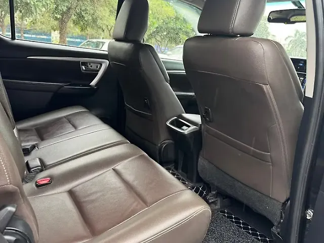 Used Toyota Fortuner [2016-2021] 2.8 4x4 AT in Chandigarh