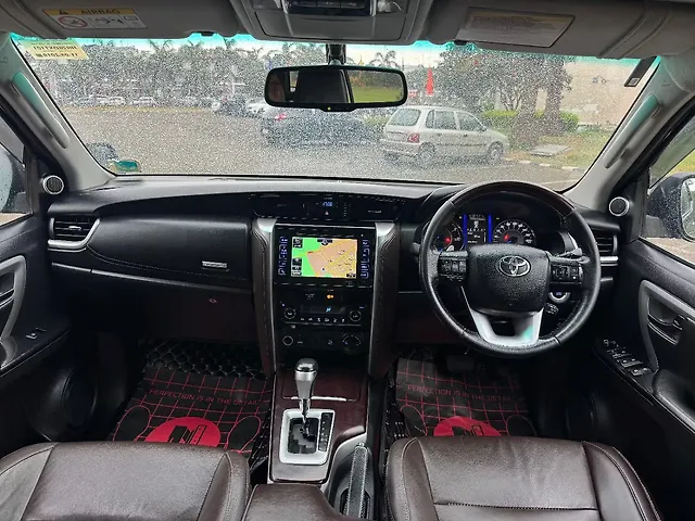 Used Toyota Fortuner [2016-2021] 2.8 4x4 AT in Chandigarh