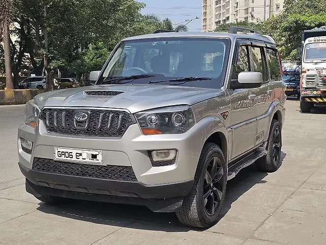 Used 2015 Mahindra Scorpio in Mumbai