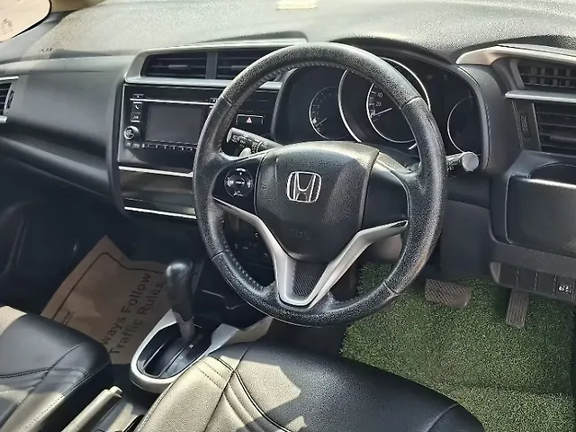 Used Honda Jazz [2015-2018] V AT Petrol in Lucknow