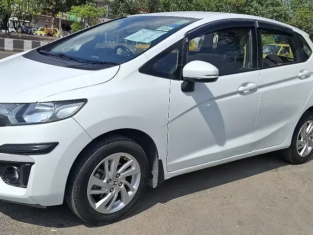 Used Honda Jazz [2015-2018] V AT Petrol in Lucknow