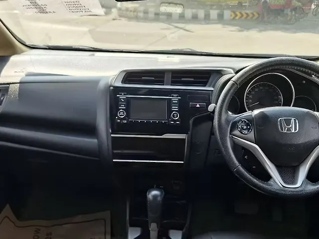 Used Honda Jazz [2015-2018] V AT Petrol in Lucknow