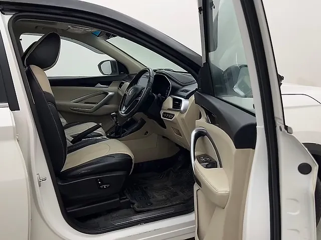 Used MG Hector [2021-2023] Sharp 2.0 Diesel Turbo MT Dual Tone in Navi Mumbai