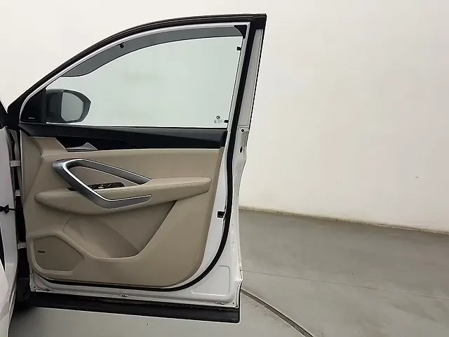 Used MG Hector [2021-2023] Sharp 2.0 Diesel Turbo MT Dual Tone in Navi Mumbai