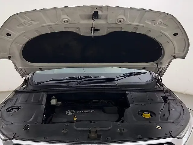 Used MG Hector [2021-2023] Sharp 2.0 Diesel Turbo MT Dual Tone in Navi Mumbai