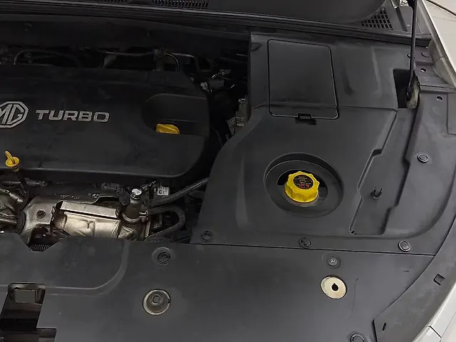 Used MG Hector [2021-2023] Sharp 2.0 Diesel Turbo MT Dual Tone in Navi Mumbai