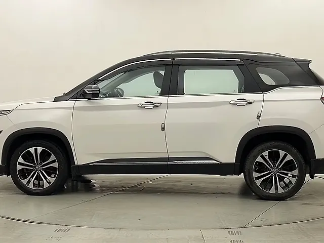 Used MG Hector [2021-2023] Sharp 2.0 Diesel Turbo MT Dual Tone in Navi Mumbai