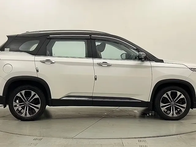 Used MG Hector [2021-2023] Sharp 2.0 Diesel Turbo MT Dual Tone in Navi Mumbai