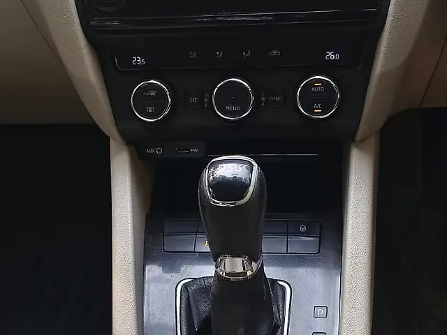 Used Skoda Octavia [2017-2021] 2.0 TDI CR Style Plus AT [2017] in Delhi