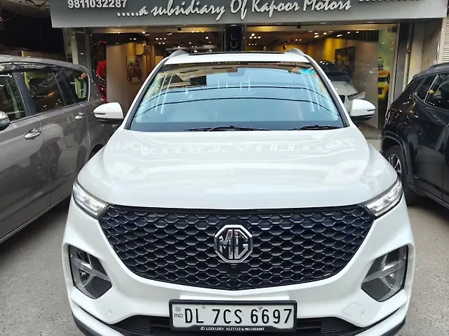 Used 2021 MG Hector Plus in Delhi