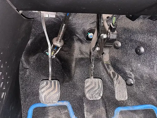 Used Renault Kiger [2021-2022] RXZ 1.0 Turbo MT Dual Tone in Bangalore