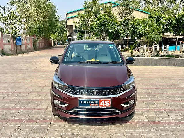 Used 2024 Tata Tigor in Delhi