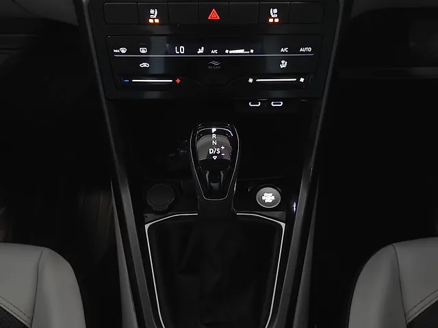 Used Volkswagen Taigun [2021-2023] Topline 1.0 TSI AT in Ahmedabad
