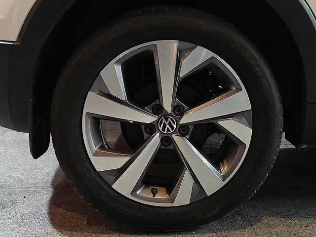 Used Volkswagen Taigun [2021-2023] Topline 1.0 TSI AT in Ahmedabad