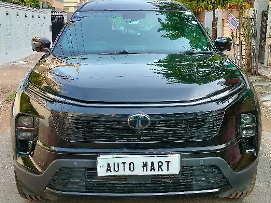 Used 2025 Tata Safari in Jaipur