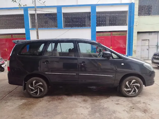 Used Toyota Innova [2005-2009] 2.5 G4 8 STR in Kanpur