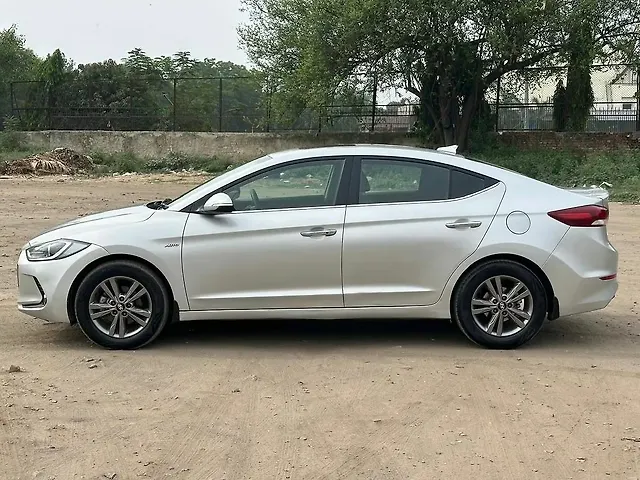 Used Hyundai Elantra SX (O) 2.0 AT in Delhi
