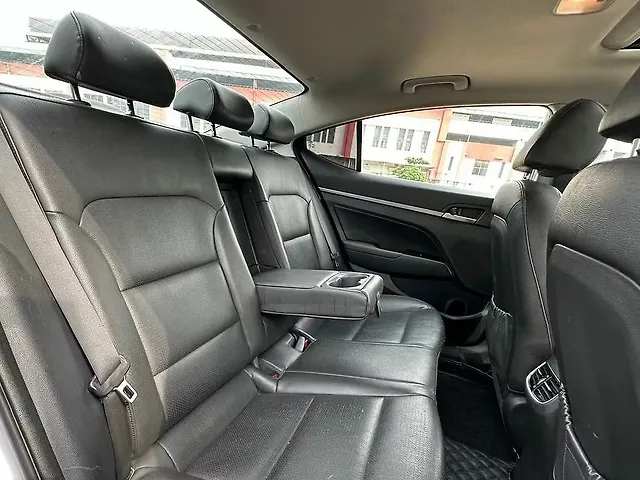 Used Hyundai Elantra SX (O) 2.0 AT in Delhi