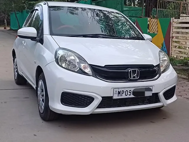 Used Honda Brio S (O)MT in Indore