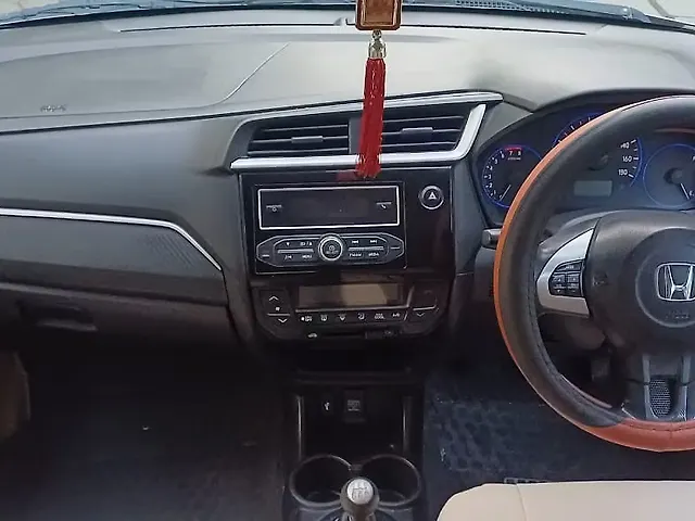 Used Honda Brio S (O)MT in Indore