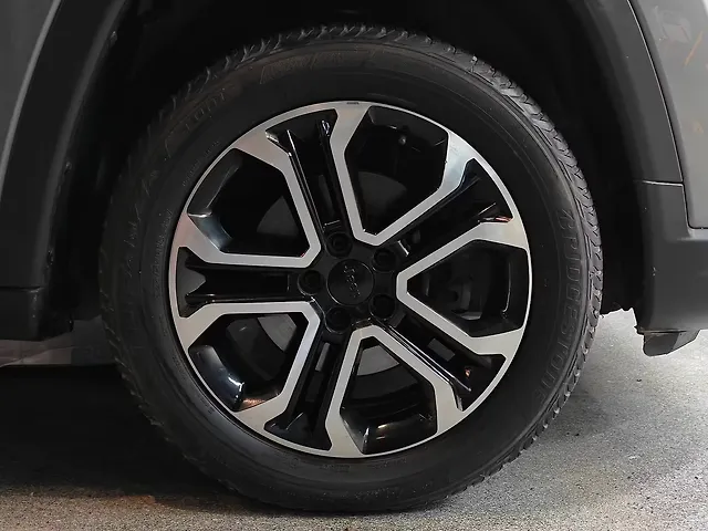 Used Jeep Compass [2017-2021] Limited (O) 1.4 Petrol AT [2017-2020] in Ahmedabad
