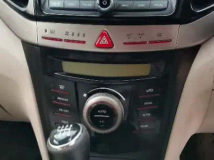 Used Mahindra XUV300 [2019-2024] W8 (O) 1.5 Diesel [2020] in Ranchi