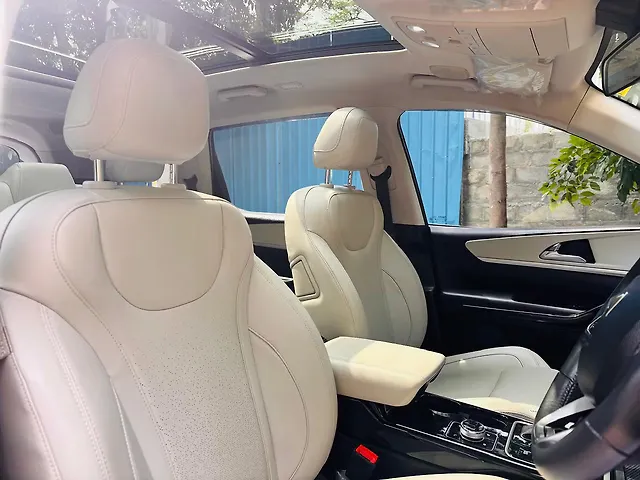 Used Mahindra XUV700 AX 7 Diesel AT AWD Luxury Pack 7 STR [2021] in Bangalore