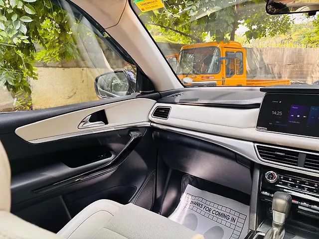 Used Mahindra XUV700 AX 7 Diesel AT AWD Luxury Pack 7 STR [2021] in Bangalore
