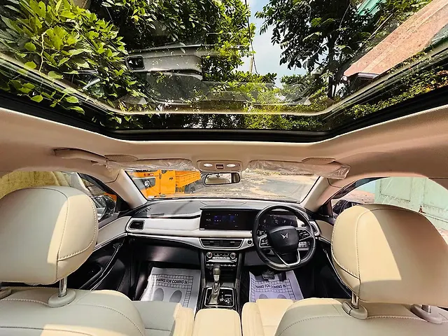Used Mahindra XUV700 AX 7 Diesel AT AWD Luxury Pack 7 STR [2021] in Bangalore