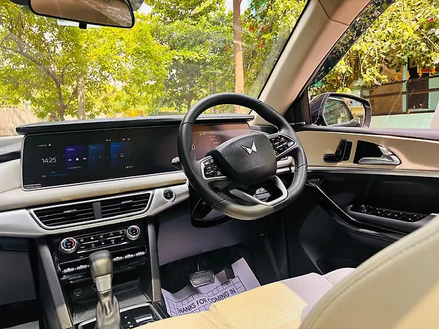 Used Mahindra XUV700 AX 7 Diesel AT AWD Luxury Pack 7 STR [2021] in Bangalore