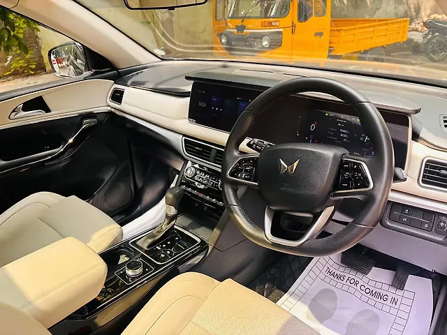 Used Mahindra XUV700 AX 7 Diesel AT AWD Luxury Pack 7 STR [2021] in Bangalore