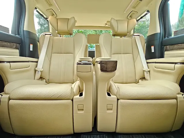 Used Toyota Vellfire [2020-2023] Hybrid in Mumbai