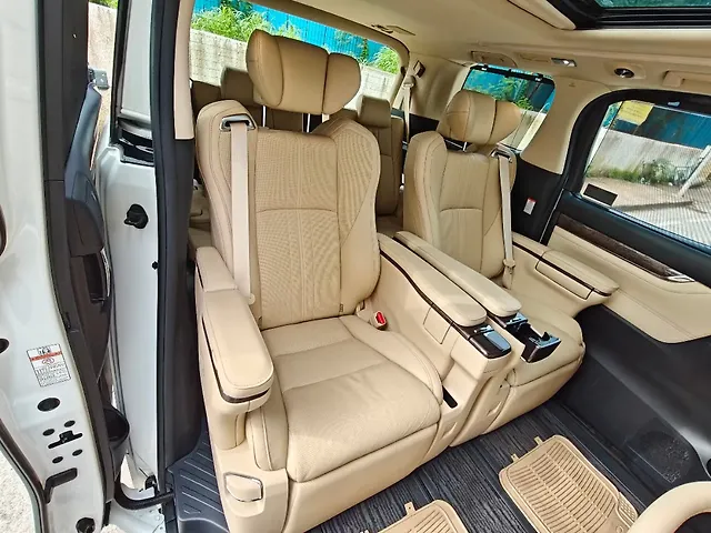 Used Toyota Vellfire [2020-2023] Hybrid in Mumbai