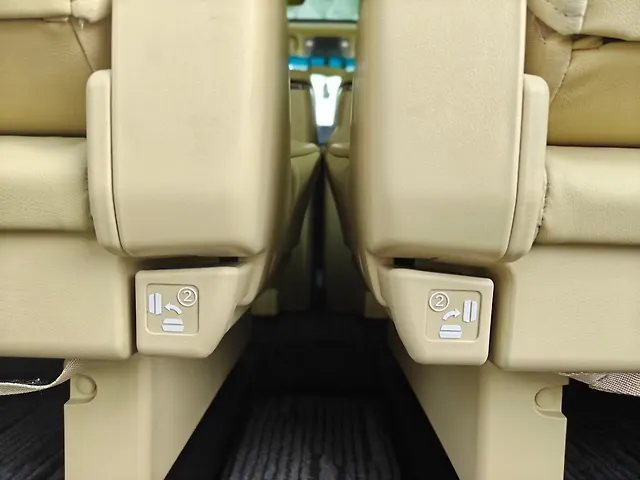 Used Toyota Vellfire [2020-2023] Hybrid in Mumbai