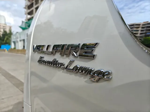 Used Toyota Vellfire [2020-2023] Hybrid in Mumbai