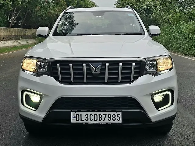 Used Mahindra Scorpio N Z4 Petrol MT 7 STR [2022] in Delhi