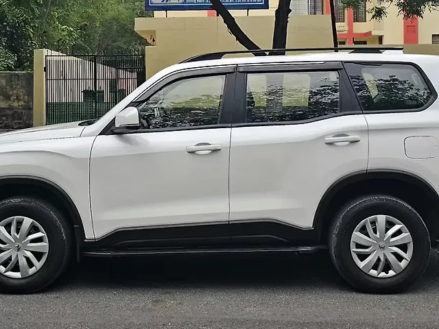 Used Mahindra Scorpio N Z4 Petrol MT 7 STR [2022] in Delhi