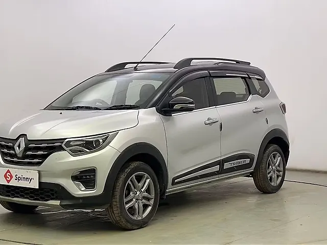 Used 2022 Renault Triber in Kolkata