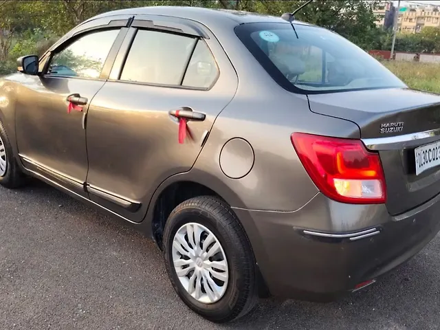 Used Maruti Suzuki Dzire [2017-2020] VXi AMT in Delhi