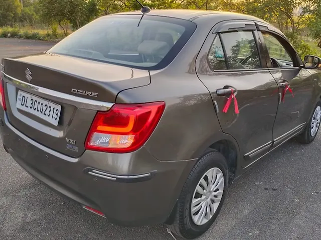 Used Maruti Suzuki Dzire [2017-2020] VXi AMT in Delhi