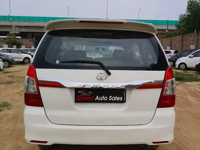 Used Toyota Innova [2009-2012] 2.0 GX 8 STR in Barabanki