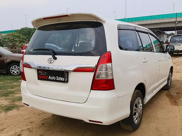 Used Toyota Innova [2009-2012] 2.0 GX 8 STR in Barabanki