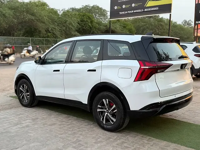 Used Mahindra XUV700 AX 5 Diesel AT 7 STR [2021] in Gurgaon