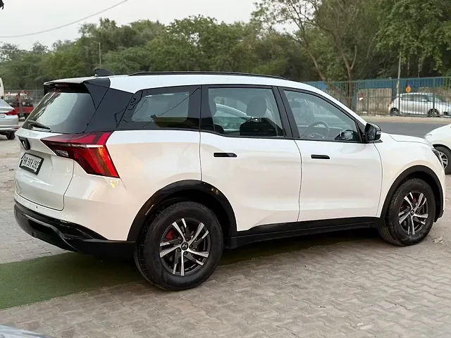 Used Mahindra XUV700 AX 5 Diesel AT 7 STR [2021] in Gurgaon